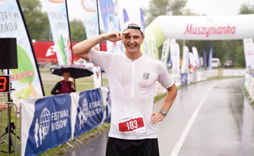 Jest zwycięzca Biegu 7 Dolin na 100 km! Dotarł do mety ze świetnym czasem [WIDEO] - 4